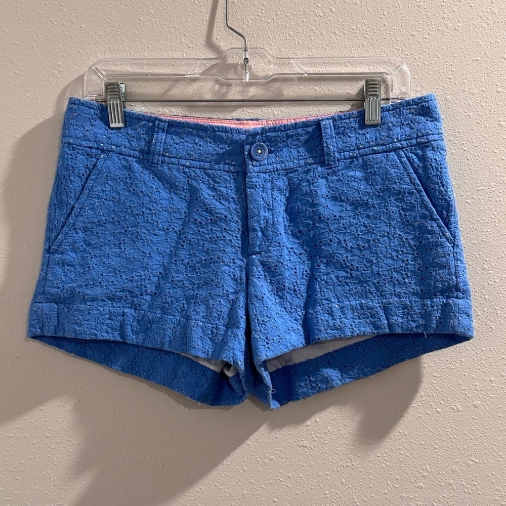Lilly Pulitzer Size 4 Blue Floral Eyelet Lace Shorts Spring Summer Casual Preppy